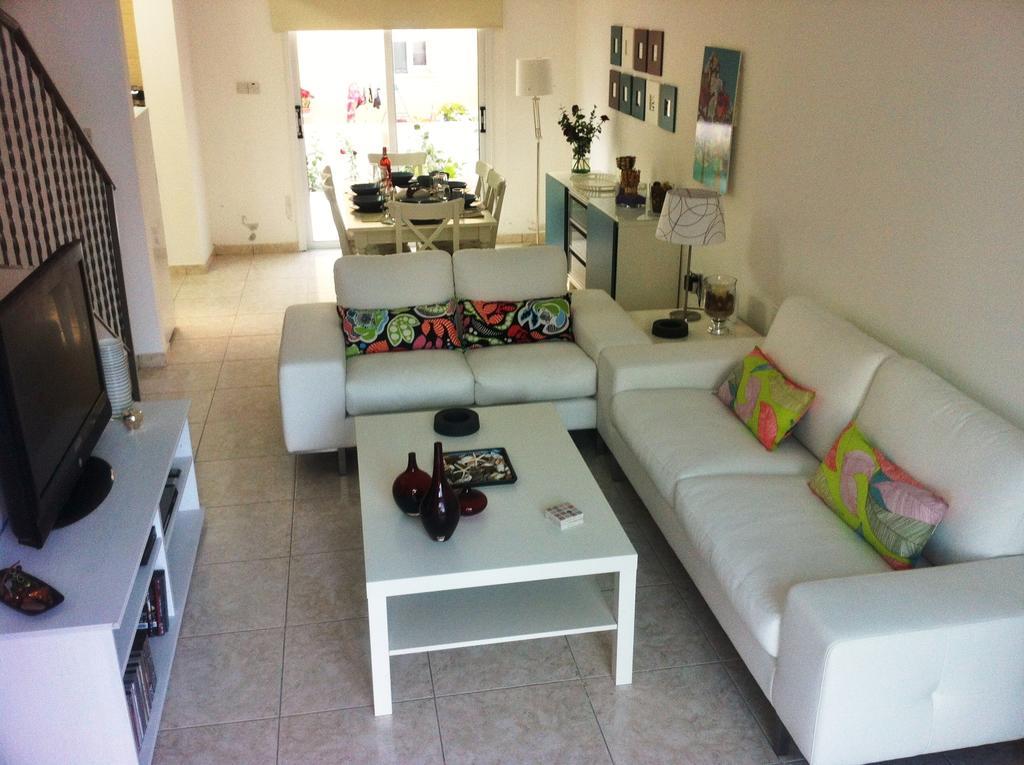 Paphos Estia Luxury Maisonette חדר תמונה
